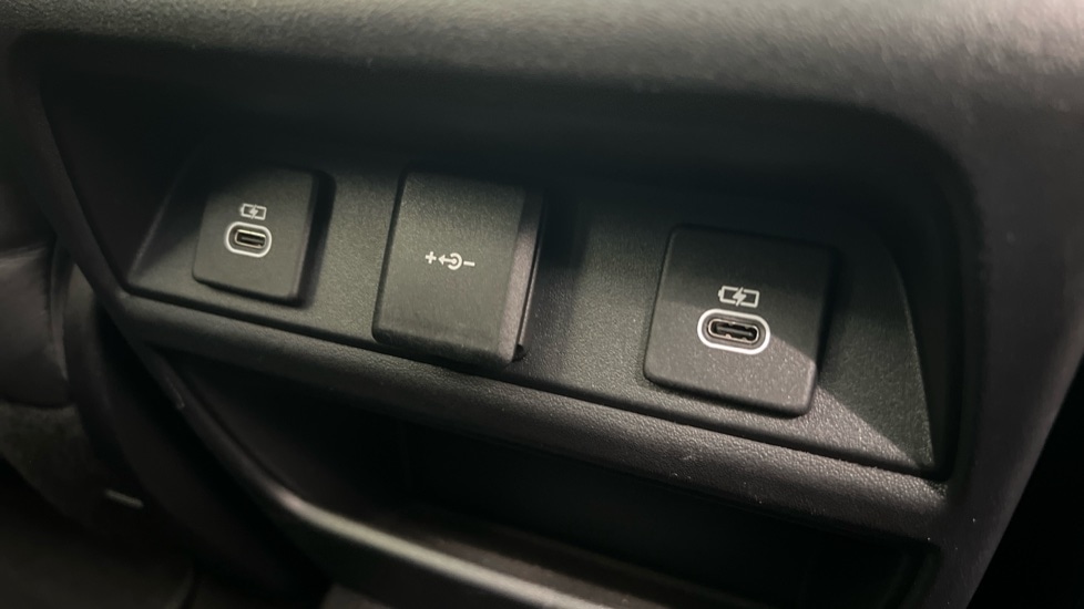 Used Land Rover Discovery Sport 2021 for sale - 77042728: Photo 78