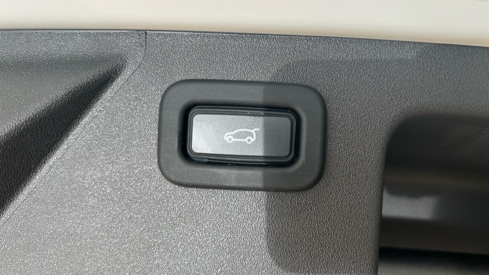 Used Land Rover Discovery Sport 2021 for sale - 77042728: Photo 85