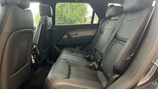 Used Land Rover Range Rover Sport 2024 for sale - 76191183: Photo 4