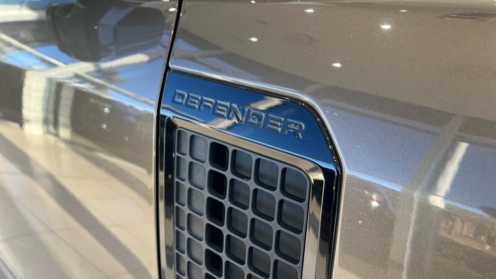 Used Land Rover Defender 2020 for sale - 76338864: Photo 22