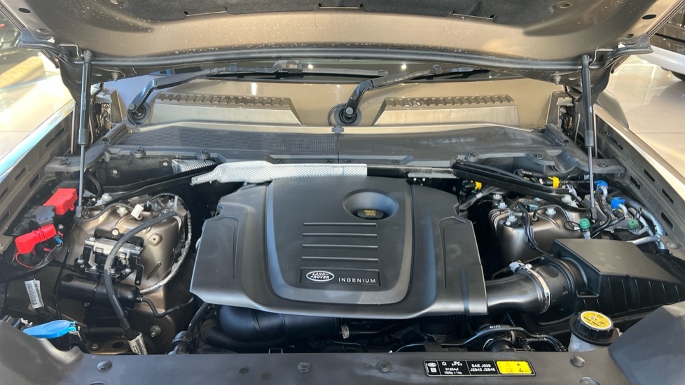 Used Land Rover Defender 2020 for sale - 76338864: Photo 30