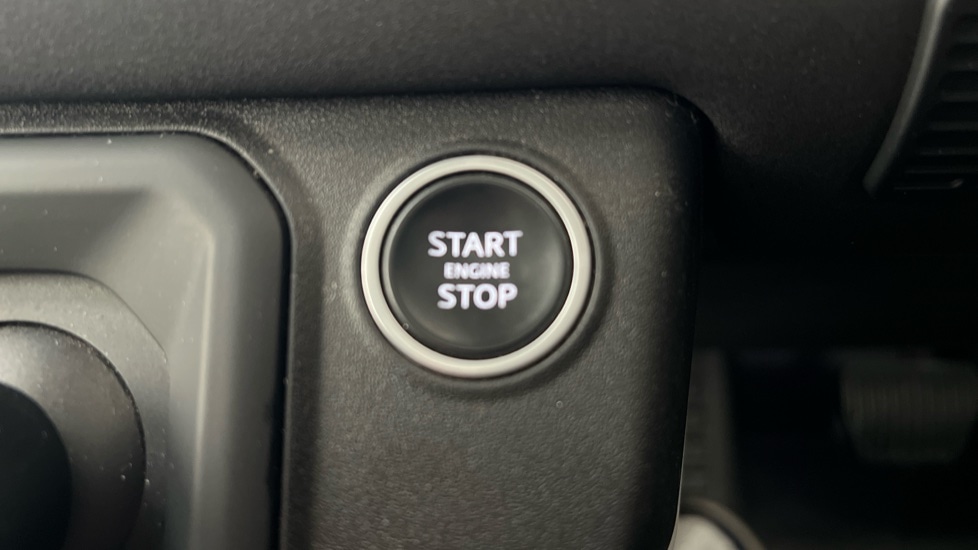 Used Land Rover Defender 2020 for sale - 76338864: Photo 62