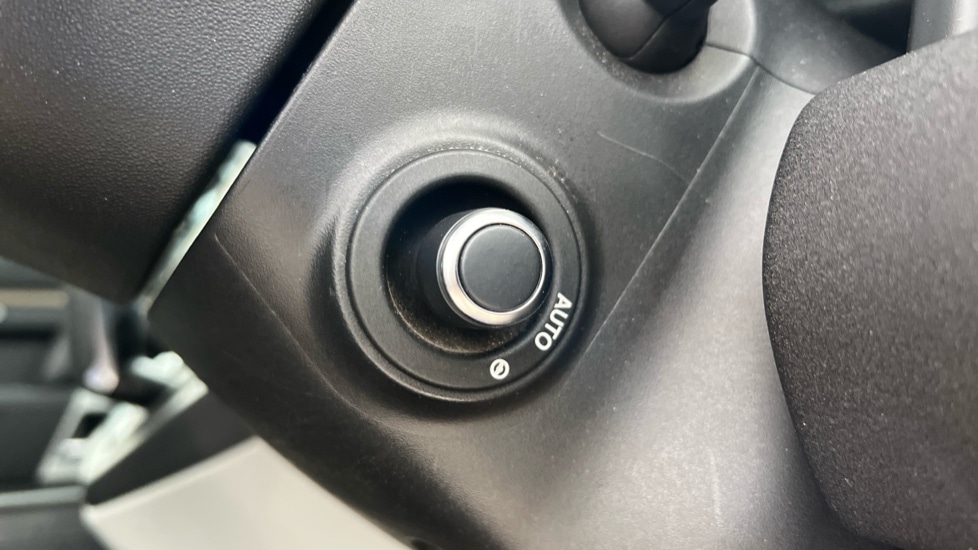 Used Land Rover Defender 2020 for sale - 76338864: Photo 73
