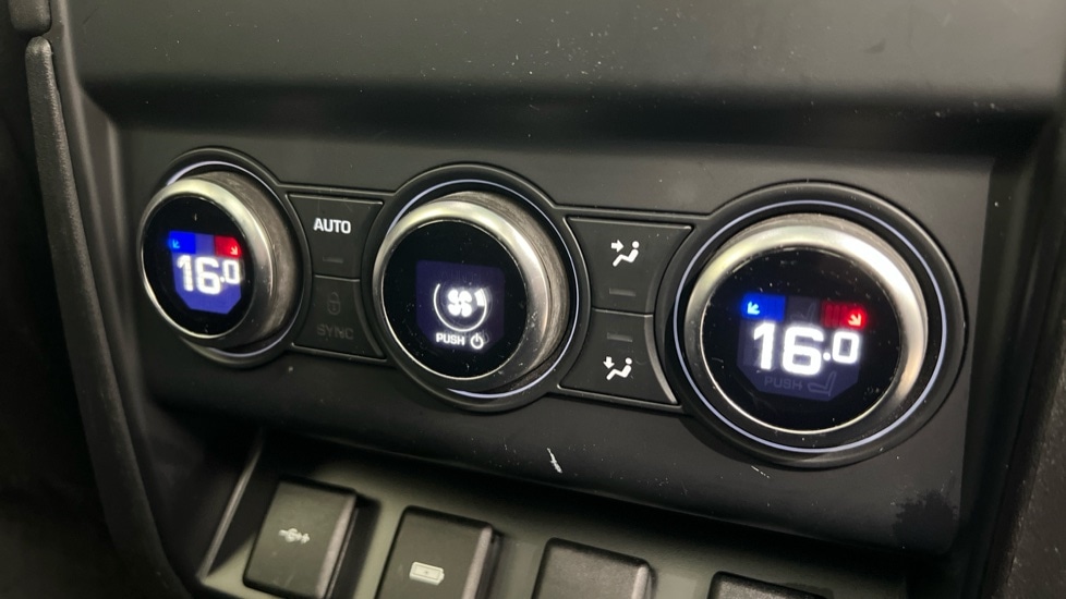 Used Land Rover Defender 2020 for sale - 76338864: Photo 82