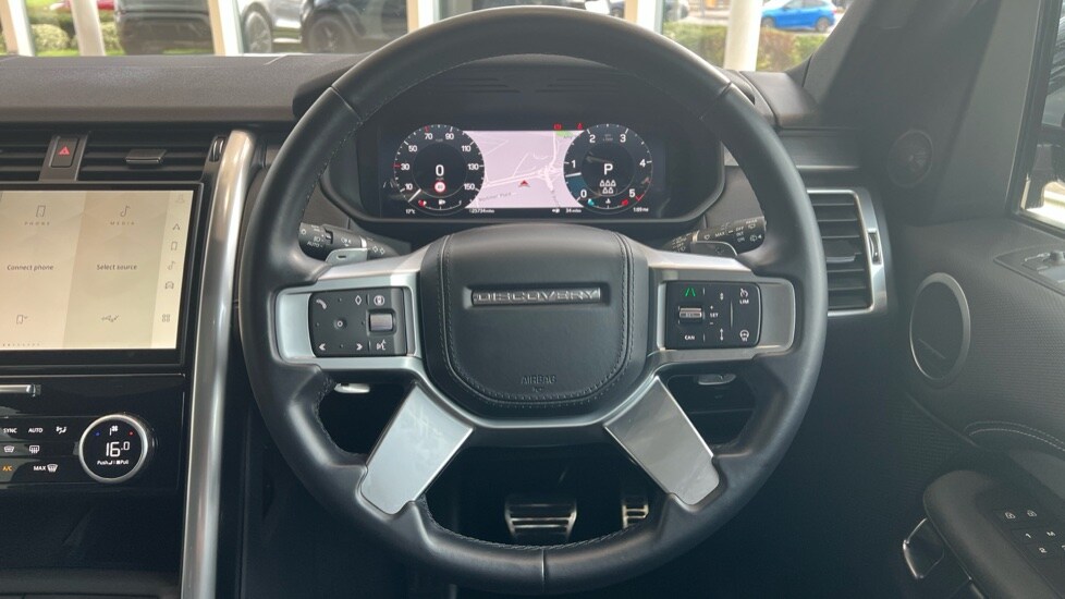 Used Land Rover Discovery 2024 for sale - 76297489: Photo 15