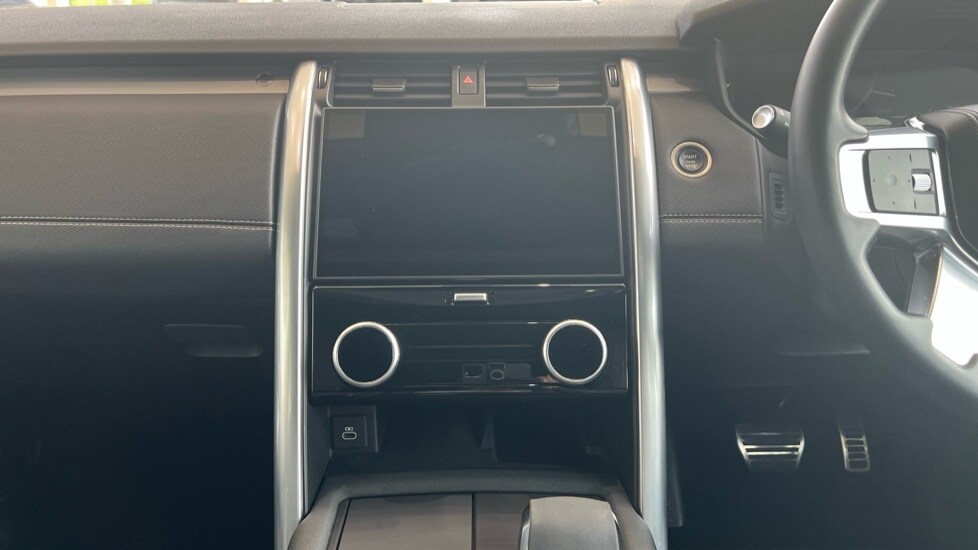 Used Land Rover Discovery 2024 for sale - 76297489: Photo 29