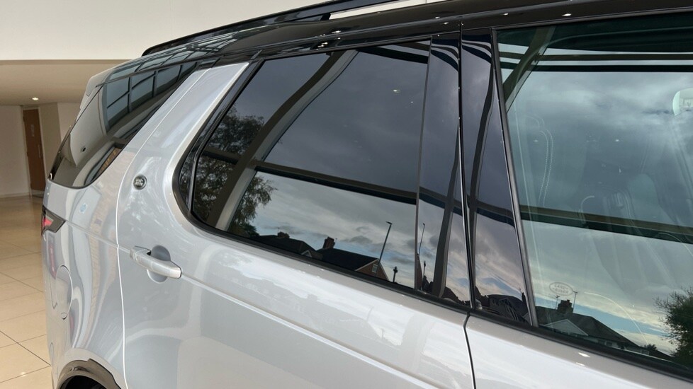 Used Land Rover Discovery 2024 for sale - 76297489: Photo 40