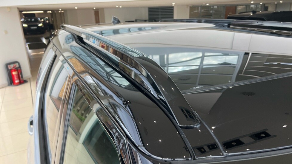 Used Land Rover Discovery 2024 for sale - 76297489: Photo 41