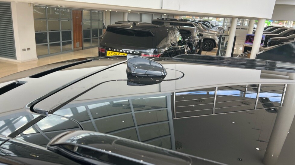 Used Land Rover Discovery 2024 for sale - 76297489: Photo 42