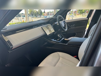 Used Land Rover Range Rover Sport 2024 for sale - 75395494: Photo