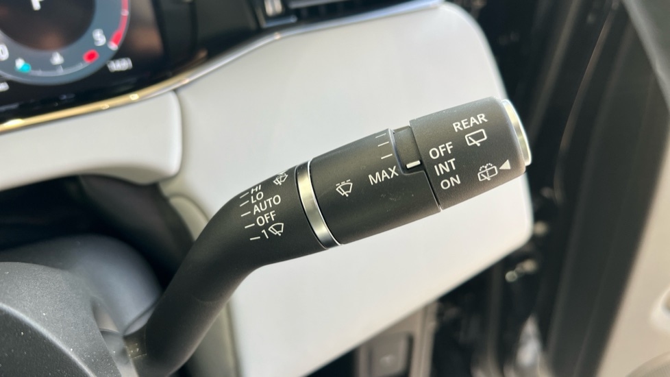 Used Land Rover Range Rover Evoque 2025 for sale - 76640320: Photo 73