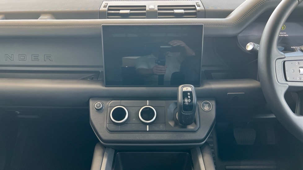 Vehicle 29
