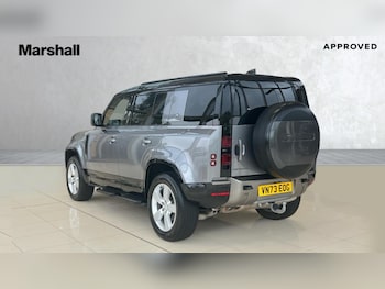 Used Land Rover Defender 2024 for sale - 76099979: Photo 2