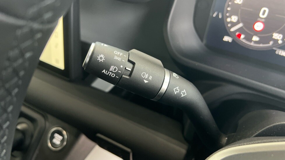 Used Land Rover Defender 2024 for sale - 76099979: Photo 70