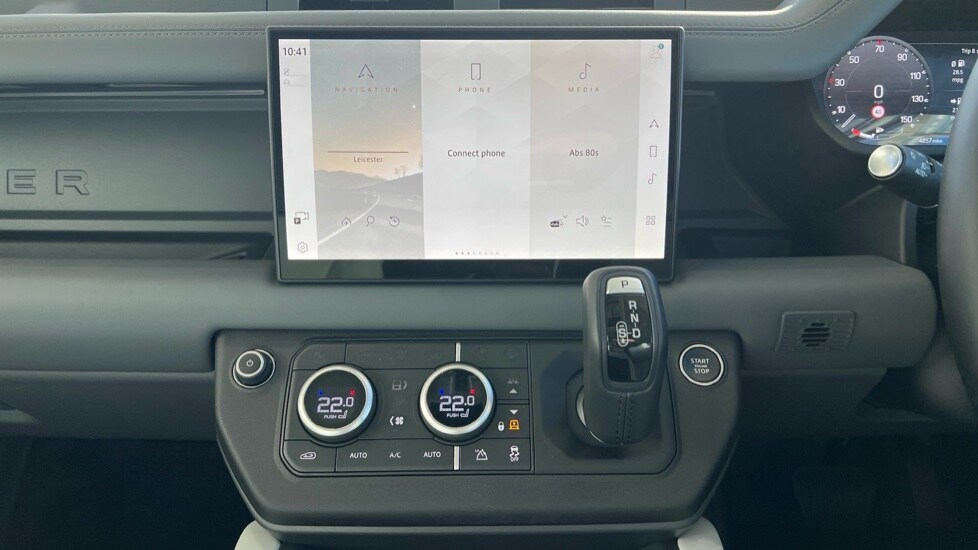 Used Land Rover Defender 2025 for sale - 76966597: Photo 14