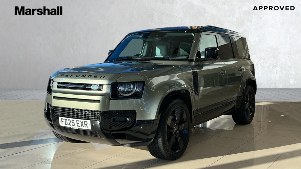 Used Land Rover Defender 2025 for sale - 76966597: Photo 27