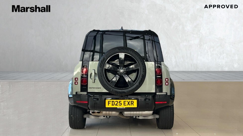 Used Land Rover Defender 2025 for sale - 76966597: Photo 6