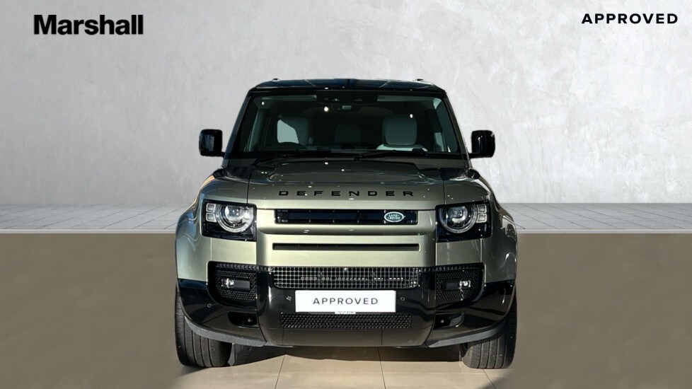 Used Land Rover Defender 2025 for sale - 76966597: Photo 7