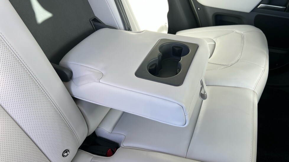 Used Land Rover Defender 2025 for sale - 76966597: Photo 84