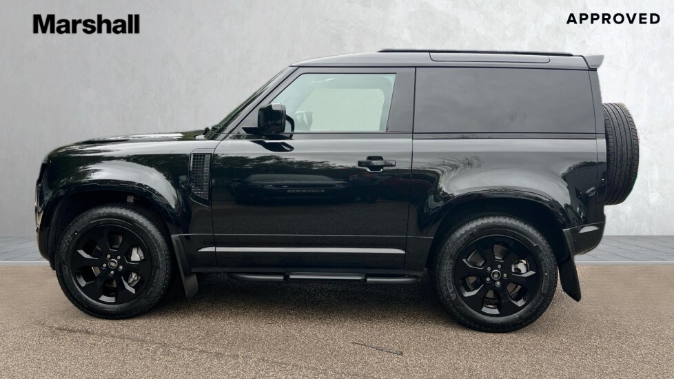 Used Land Rover Defender 2024 for sale - 76161450: Photo 26