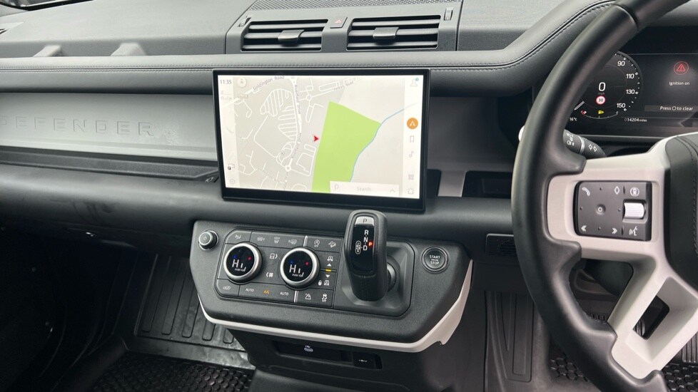 Used Land Rover Defender 2024 for sale - 76161450: Photo 29