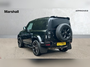 Used Land Rover Defender 2024 for sale - 76161450: Photo 2