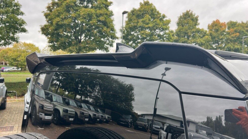 Used Land Rover Defender 2024 for sale - 76161450: Photo 41