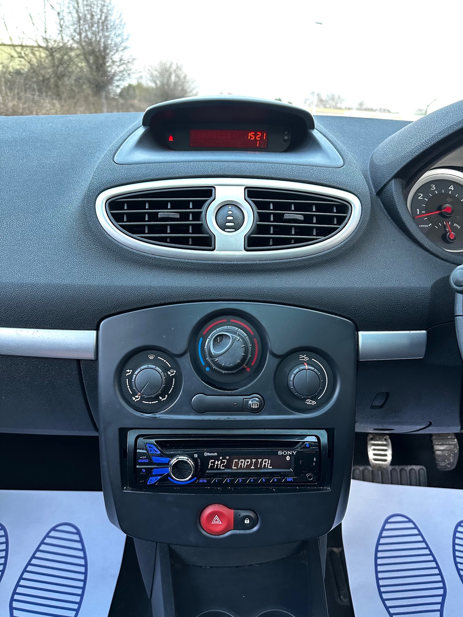 Used Renault Clio 2006 for sale - 77448173: Photo 19