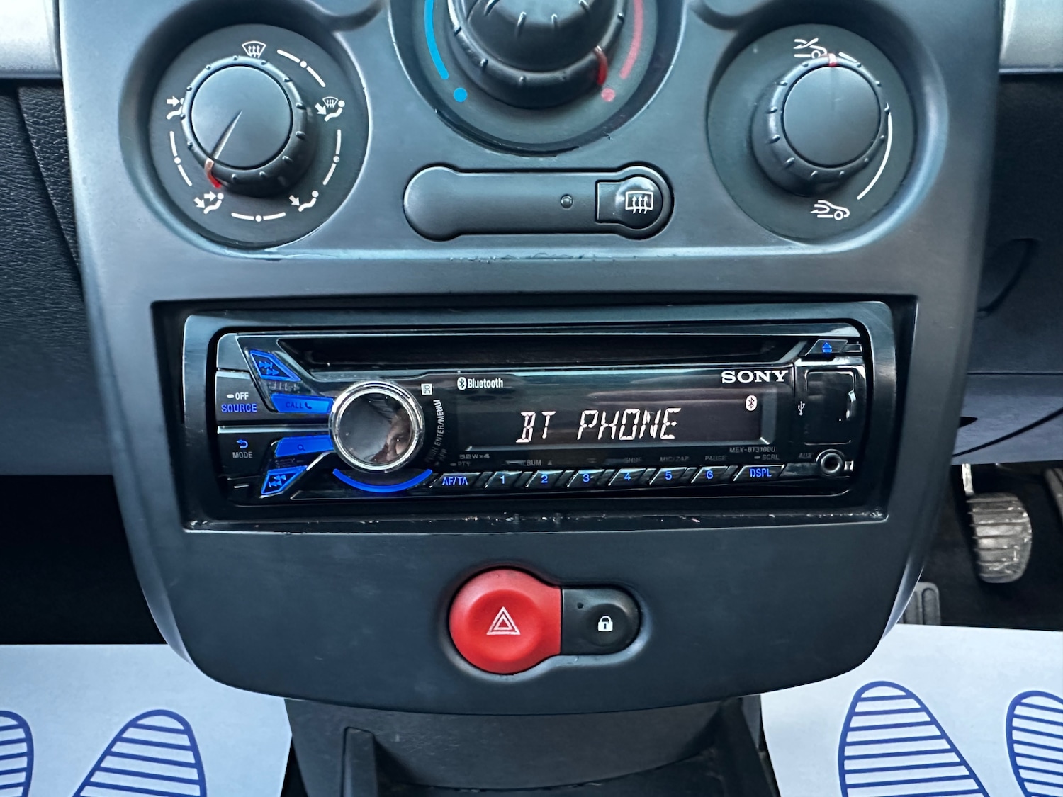 Used Renault Clio 2006 for sale - 77448173: Photo 24