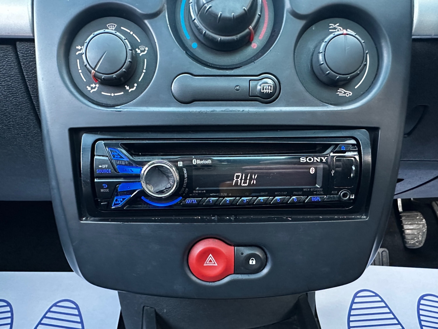 Used Renault Clio 2006 for sale - 77448173: Photo 26