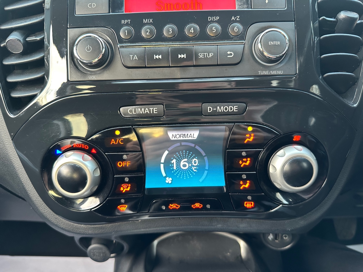 Used Nissan Juke 2012 for sale - 78128724: Photo 24