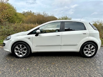 Used Fiat Punto Evo 2010 for sale - 76461892: Photo