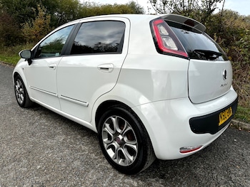 Used Fiat Punto Evo 2010 for sale - 76461892: Photo
