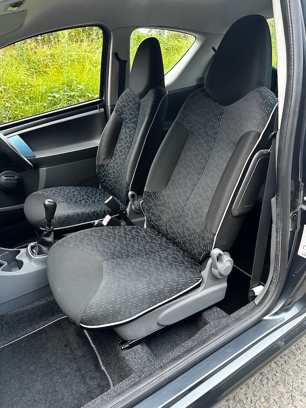 Used Peugeot 107 2010 for sale - 75639515: Photo 16