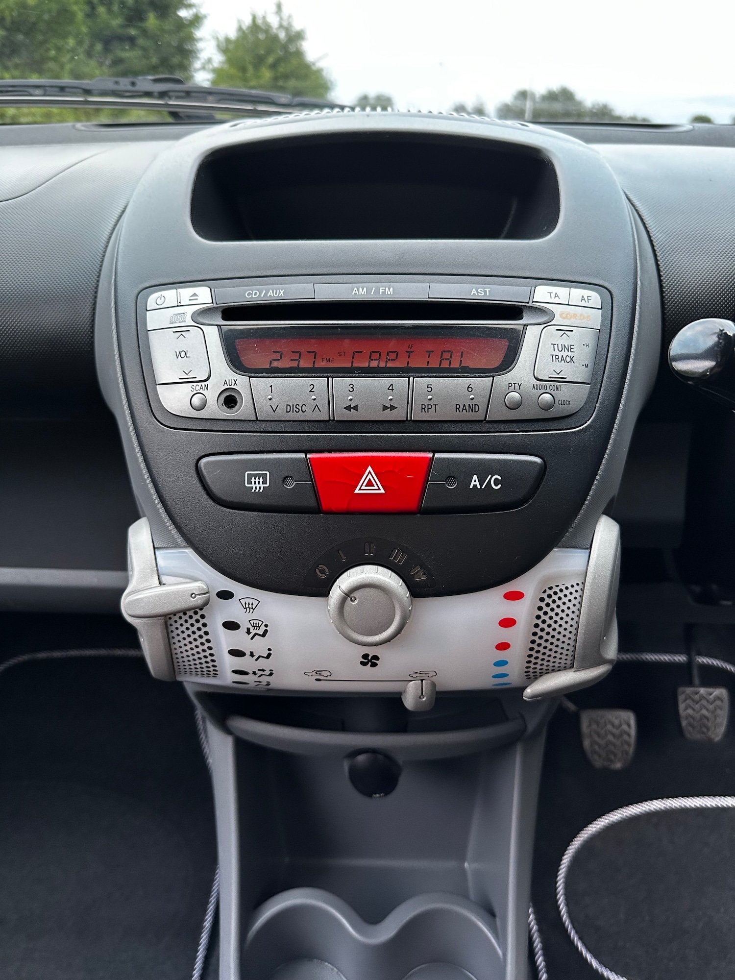 Vehicle 21