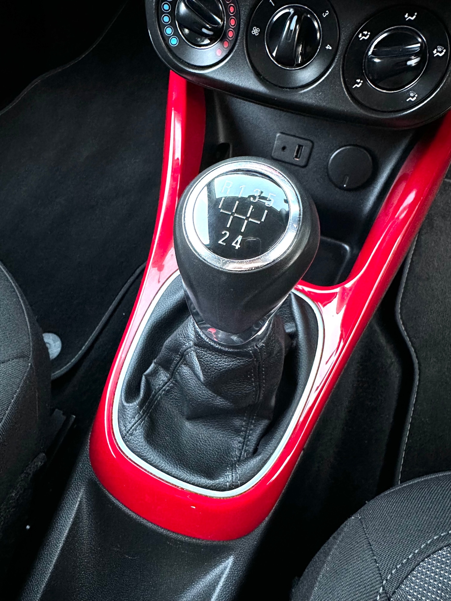 Used Vauxhall ADAM 2013 for sale - 76968429: Photo 23