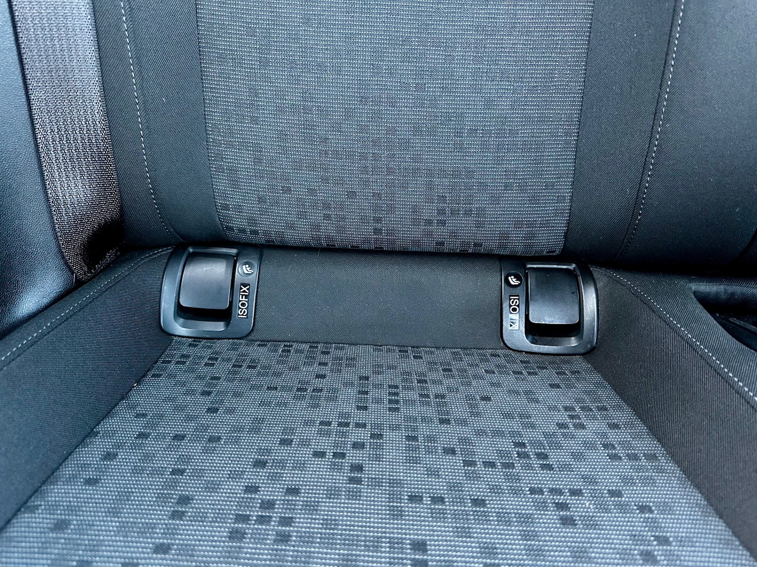 Used Vauxhall ADAM 2013 for sale - 76968429: Photo 30