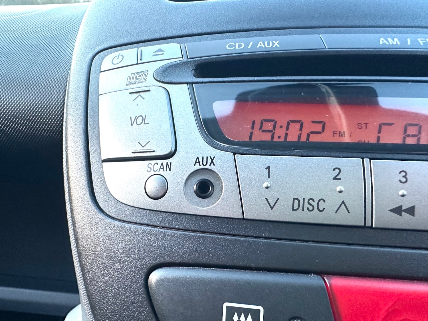 Used Peugeot 107 2011 for sale - 77978536: Photo 22