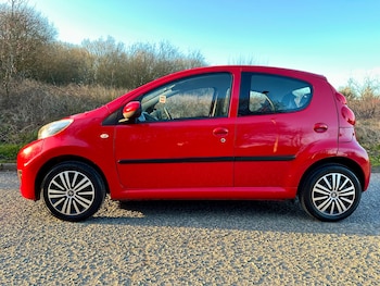 Used Peugeot 107 2011 for sale - 77978536: Photo