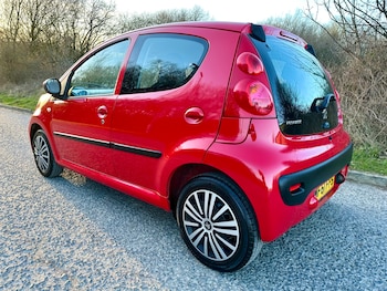 Used Peugeot 107 2011 for sale - 77978536: Photo
