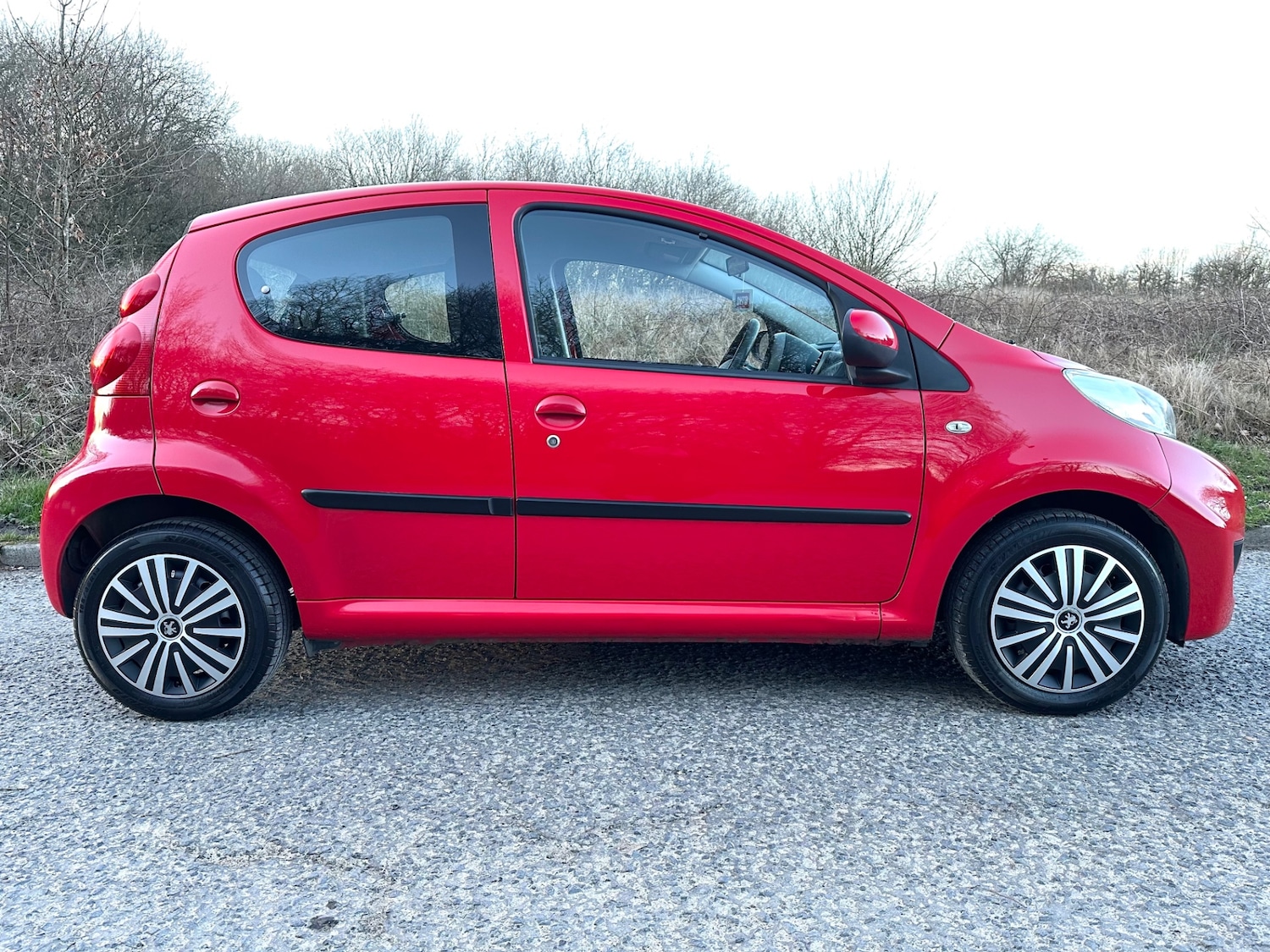 Used Peugeot 107 2011 for sale - 77978536: Photo 6