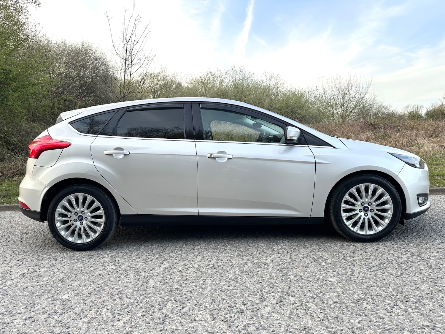 Used Ford Focus 2015 for sale - 78183093: Photo 2