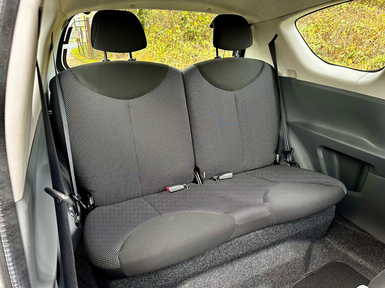 Used Toyota AYGO 2009 for sale - 76482842: Photo 13