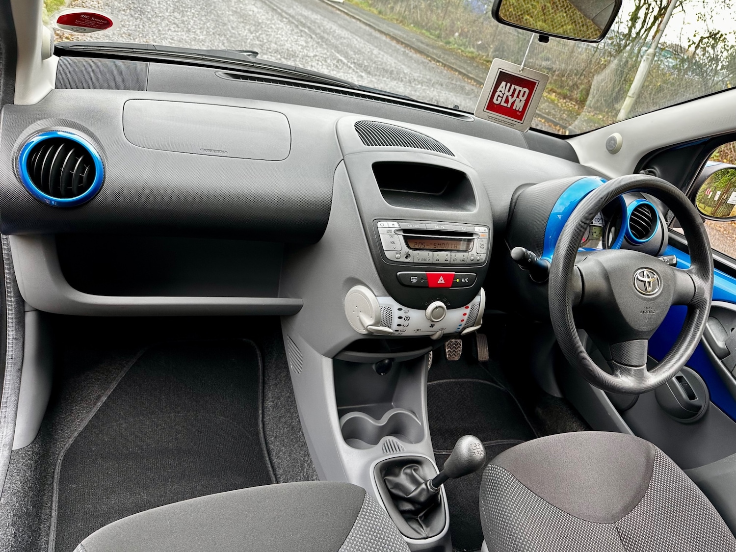 Used Toyota AYGO 2009 for sale - 76482842: Photo 17