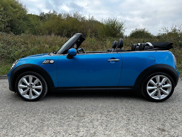Used MINI Convertible 2011 for sale - 76226146: Photo 15
