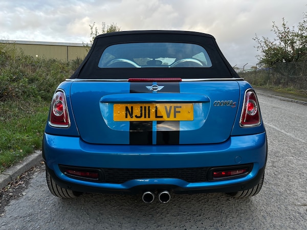 Used MINI Convertible 2011 for sale - 76226146: Photo 7