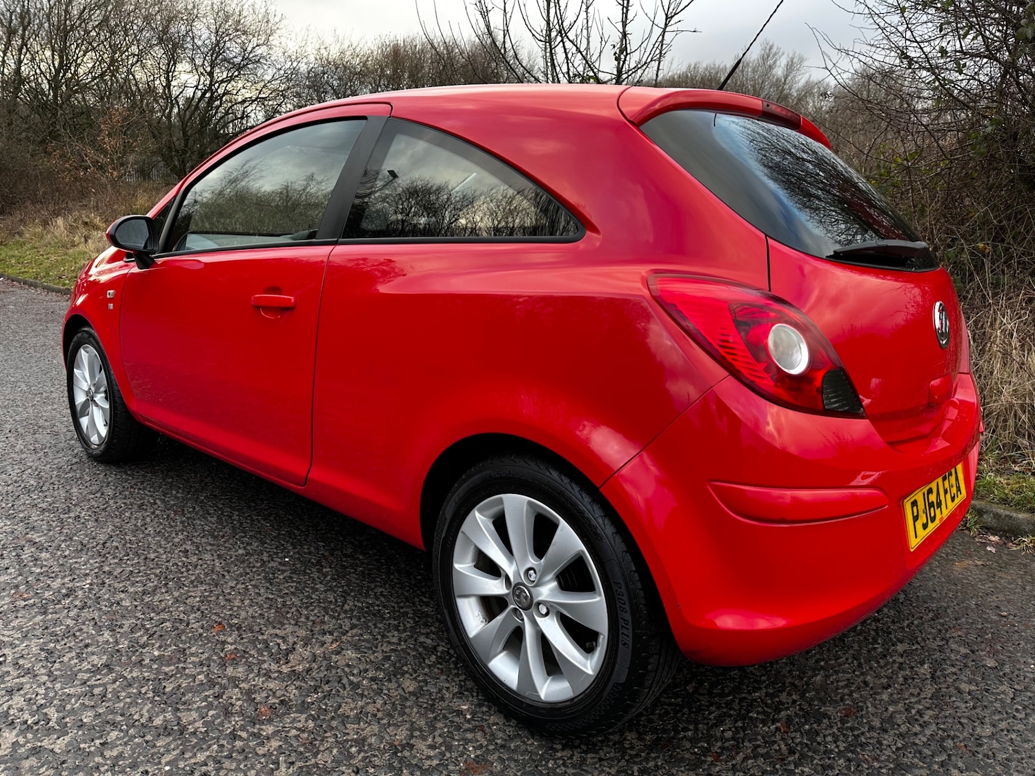 Used Vauxhall Corsa 2014 for sale - 77025180: Photo 3
