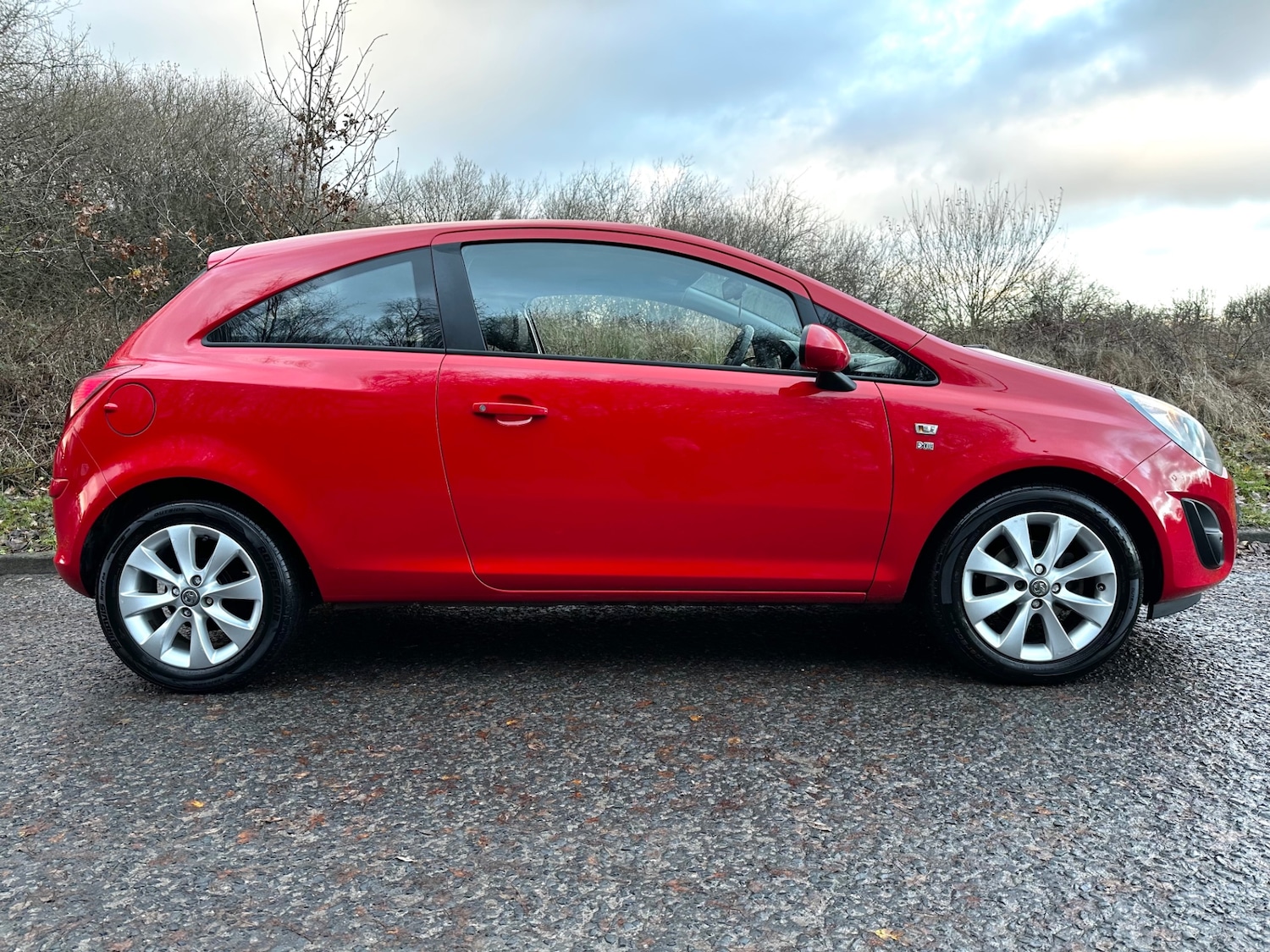 Used Vauxhall Corsa 2014 for sale - 77025180: Photo 6