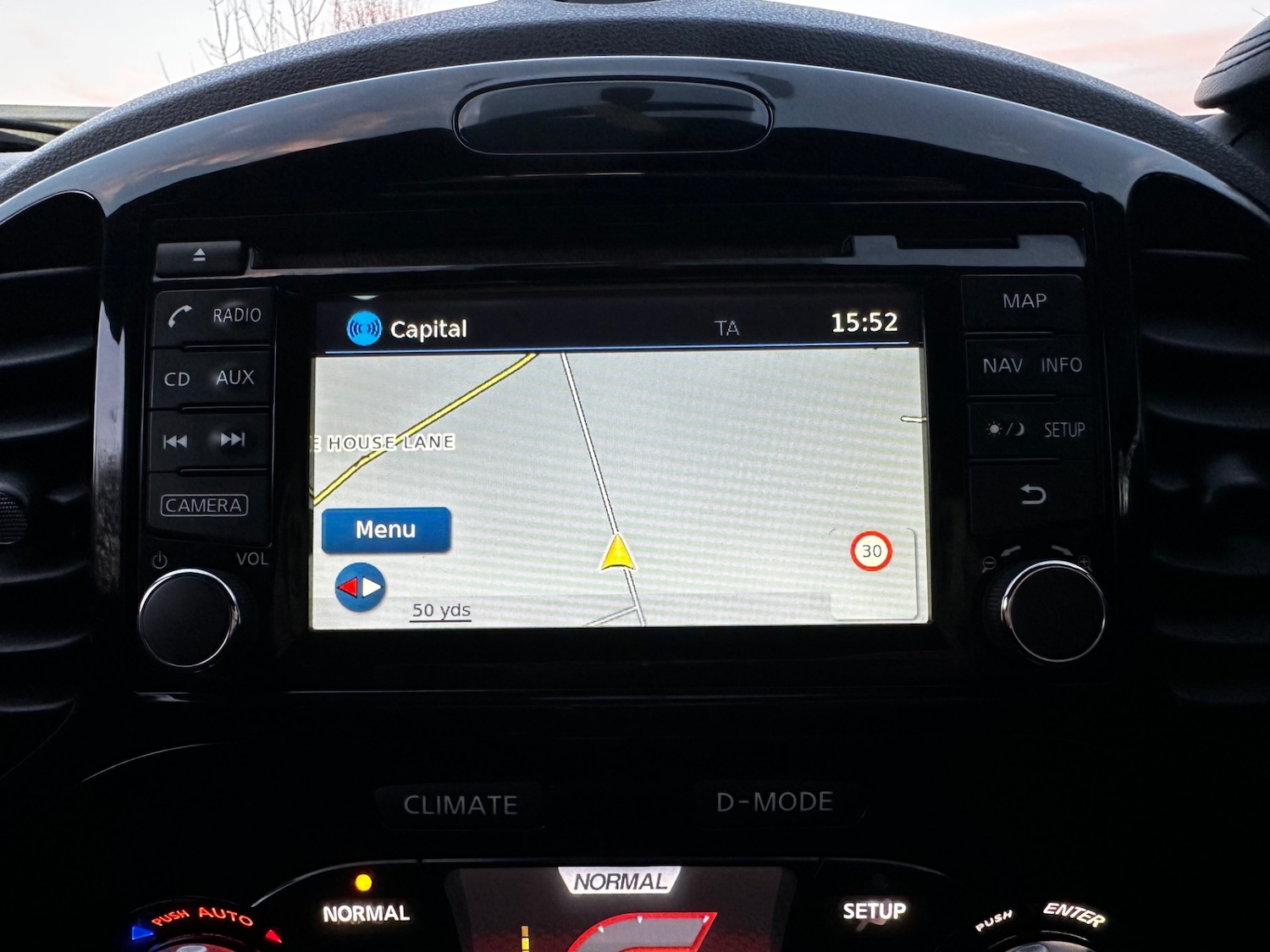 Used Nissan Juke 2014 for sale - 76946088: Photo 27