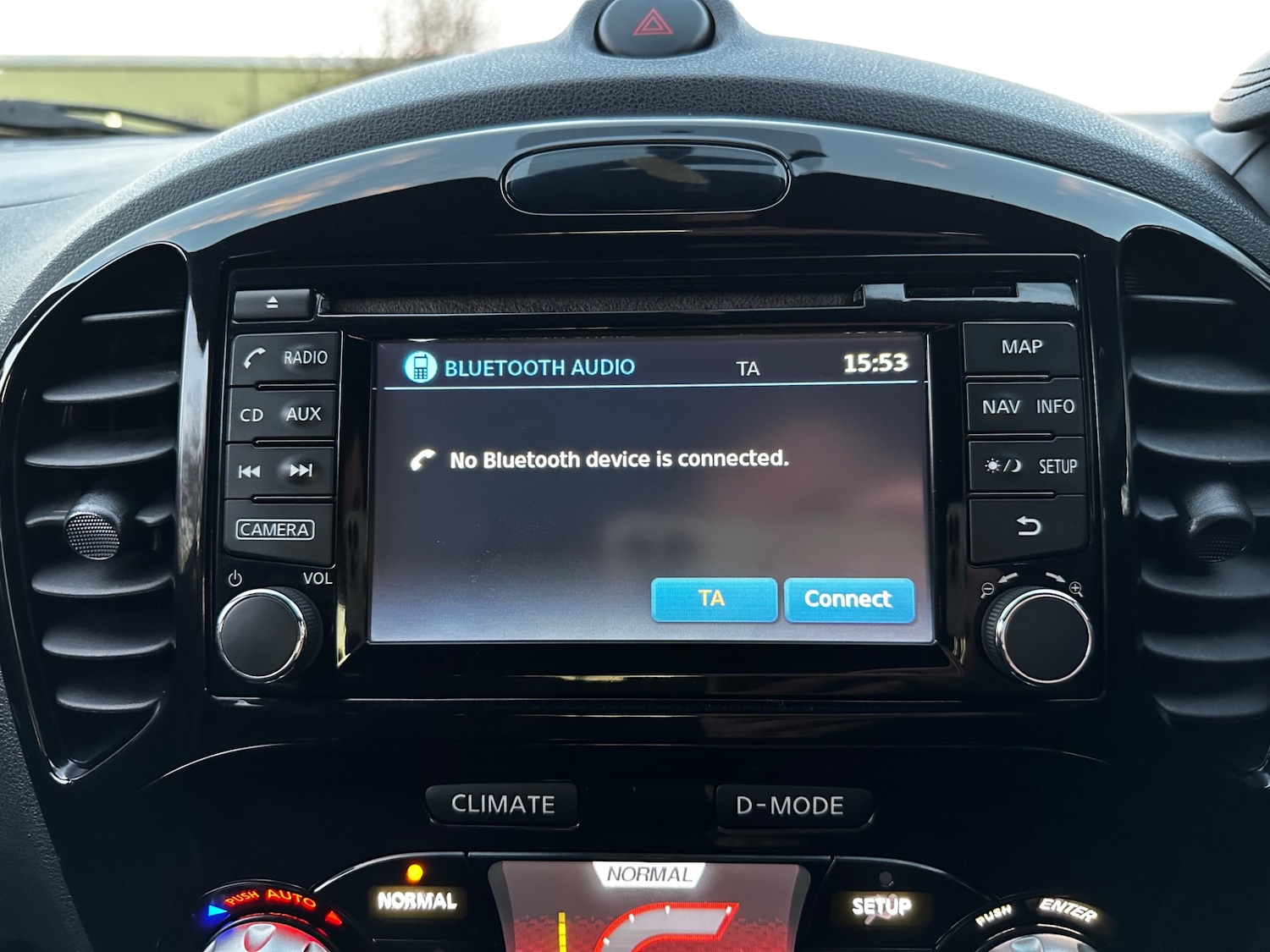 Used Nissan Juke 2014 for sale - 76946088: Photo 30